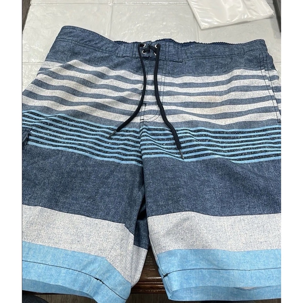 Sonoma Mens Striped Swim Trunks Blue Size Large Cargo Pocket Swimwear